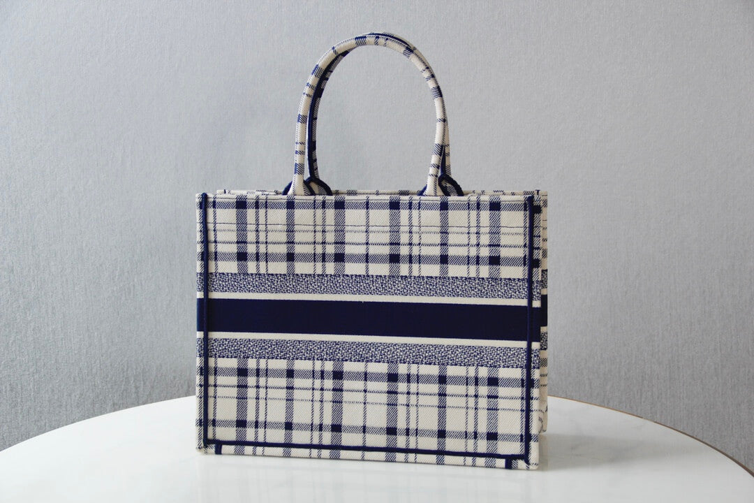 1286 book bag tote embroidery black and white 36 5cm 41 5cm handbag