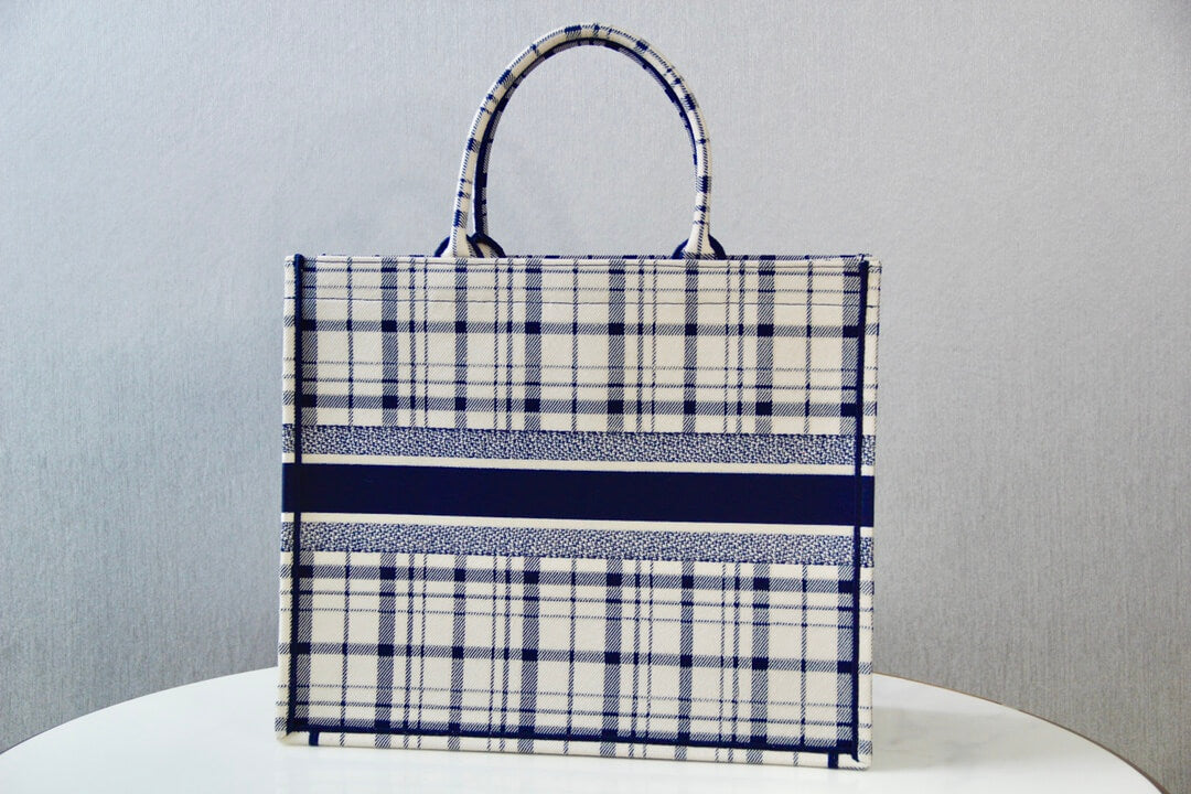 1286 book bag tote embroidery black and white 36 5cm 41 5cm handbag