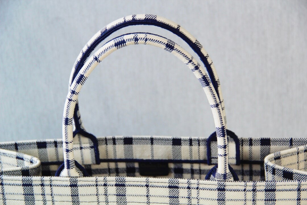 1286 book bag tote embroidery black and white 36 5cm 41 5cm handbag