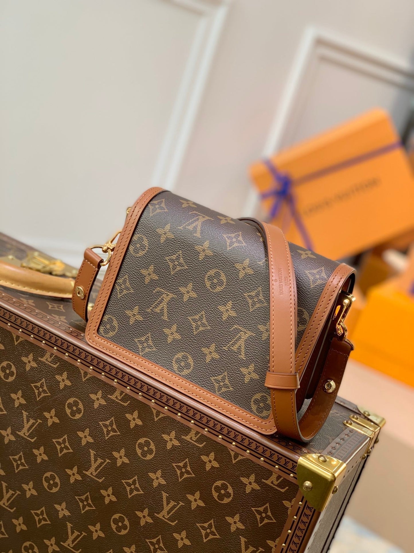daufine mini shoulder crossbody bag m44580 monogram reverse canvas
