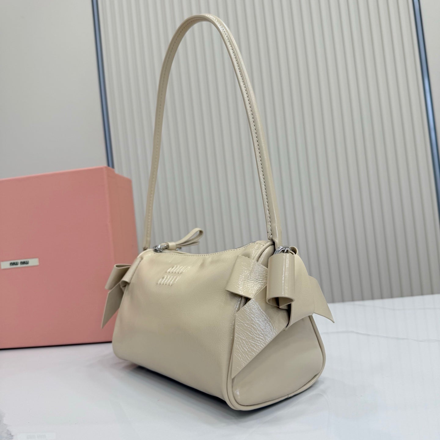 Miu Miu Classic Shoulder Bag Beige Patent Leather 5NE029