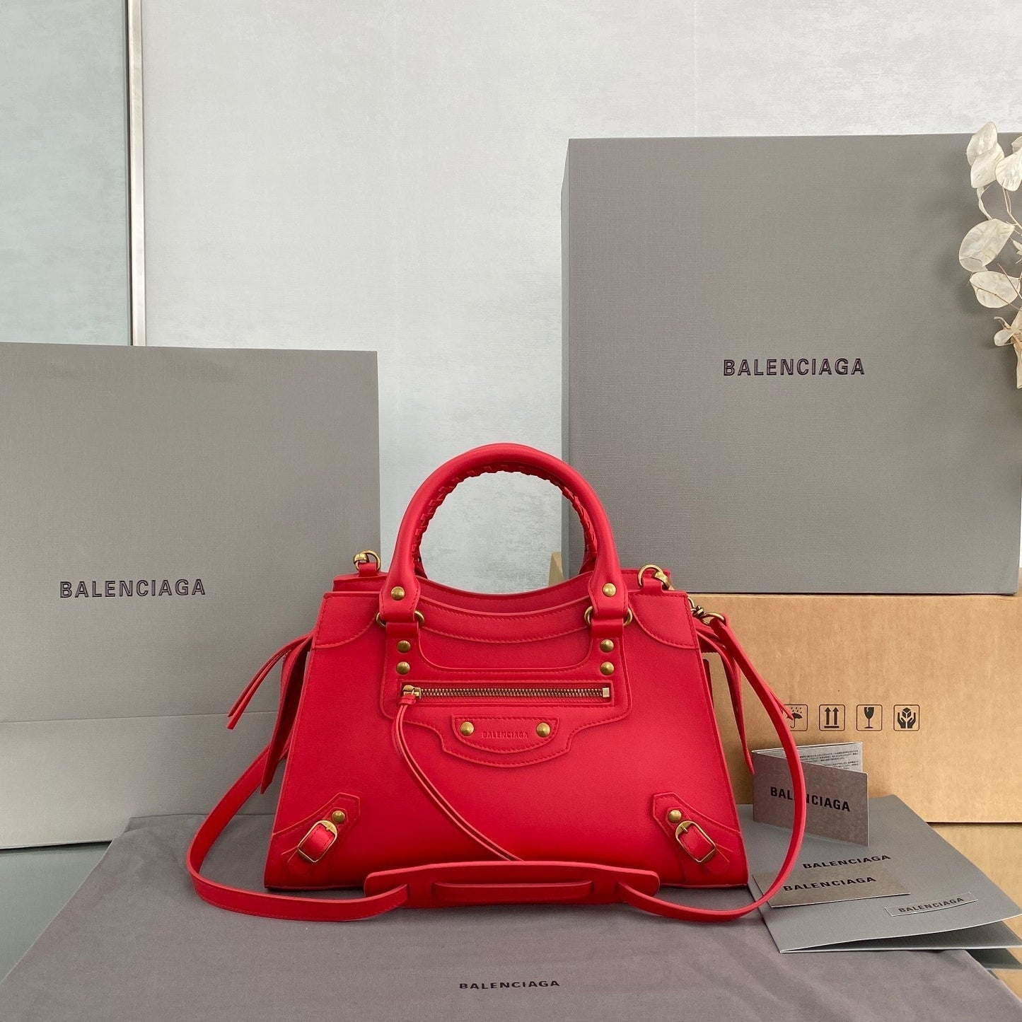 balenciaga neo classic plain leather medium size red gold 1991