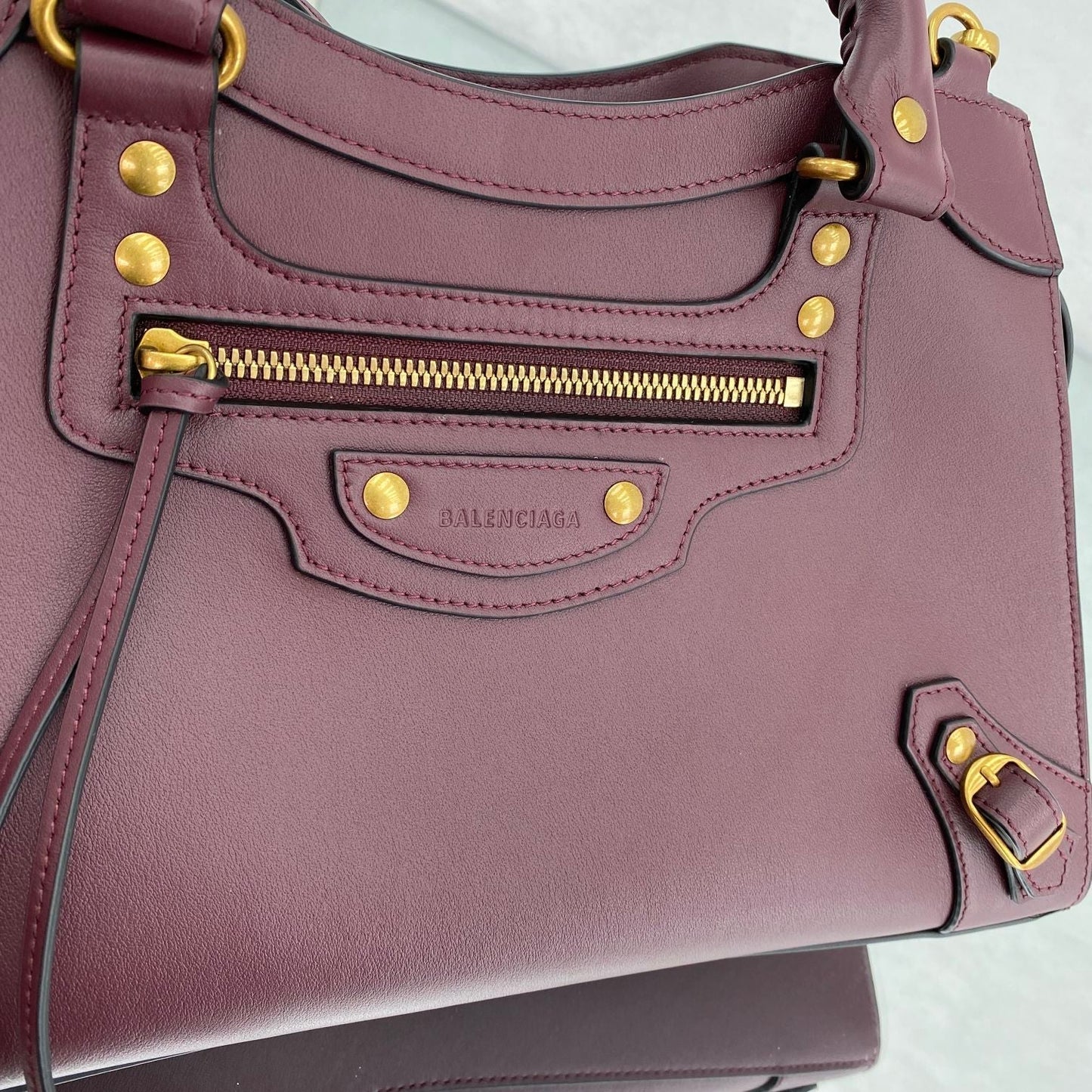 balenciaga neo classic plain leather medium size maroon gold 1991