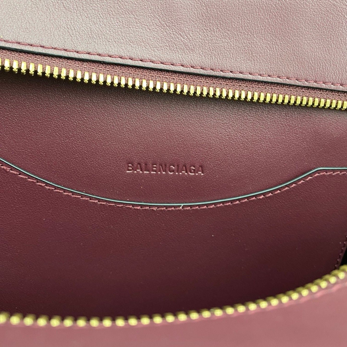 balenciaga neo classic plain leather medium size maroon gold 1991