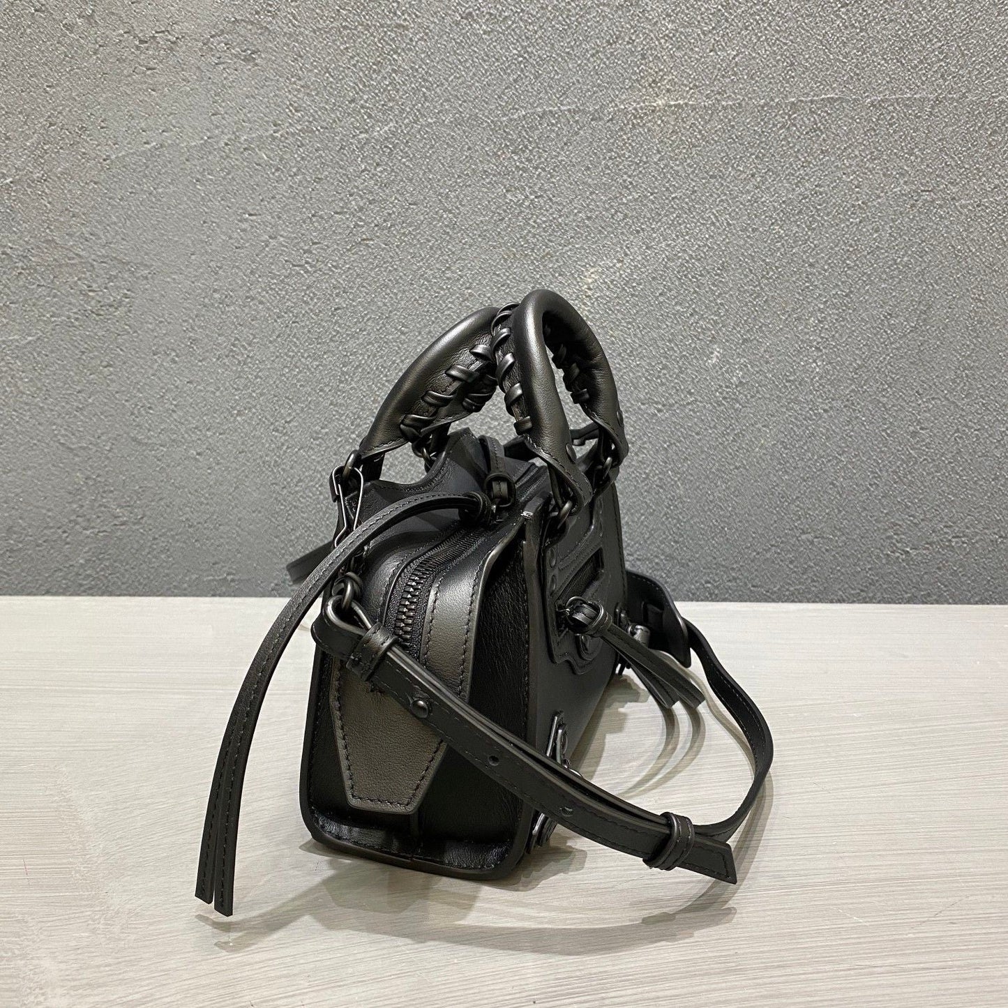 balenciaga neo classic plain leather mini size black 1993