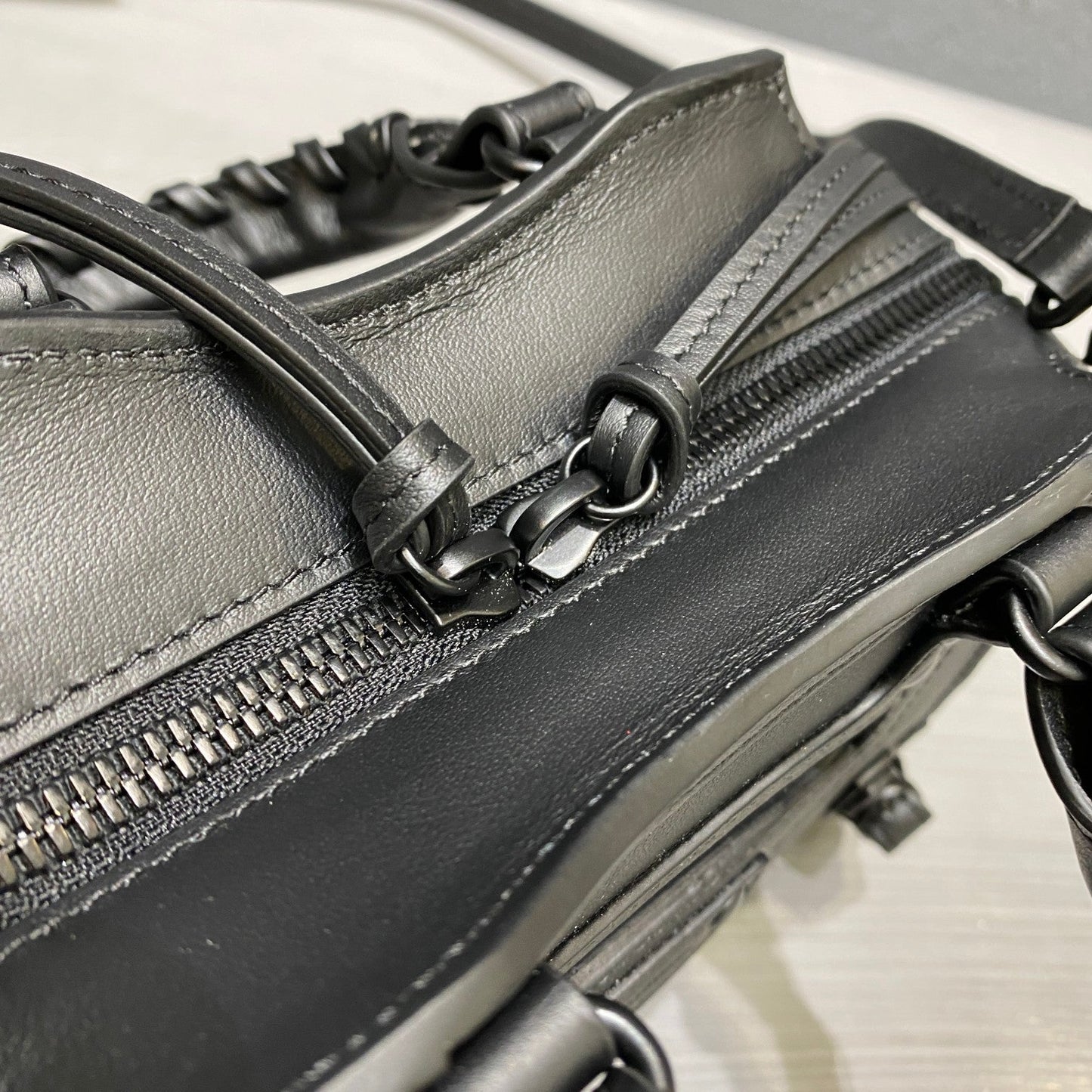 balenciaga neo classic plain leather mini size black 1993