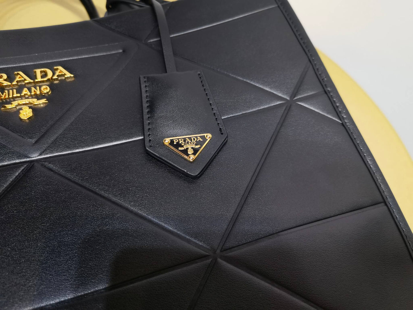 1ba377 black cowhide leather tote bag