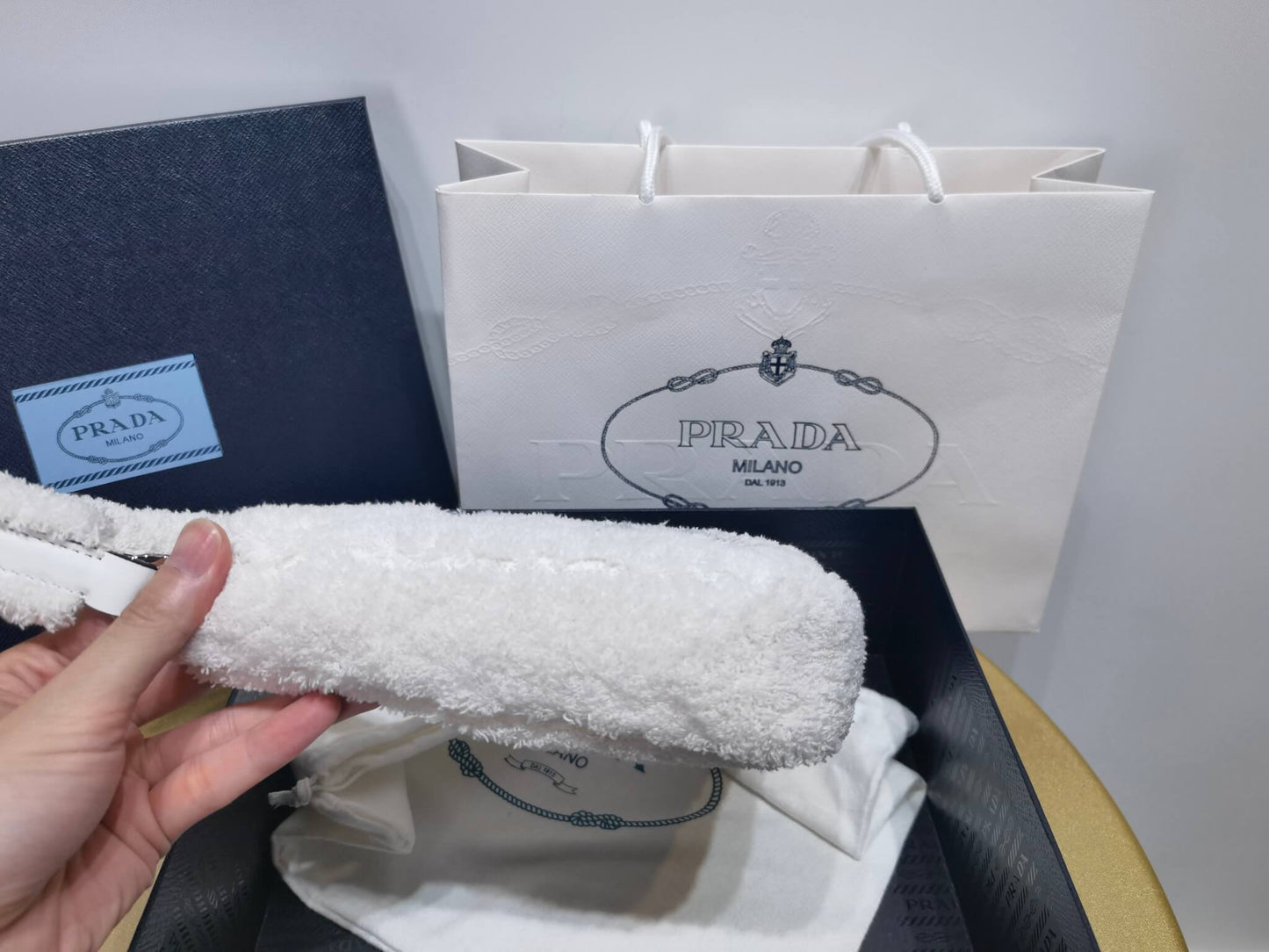 1ne043 white new terry fabric armpit bag subaxillary bag clutch bag