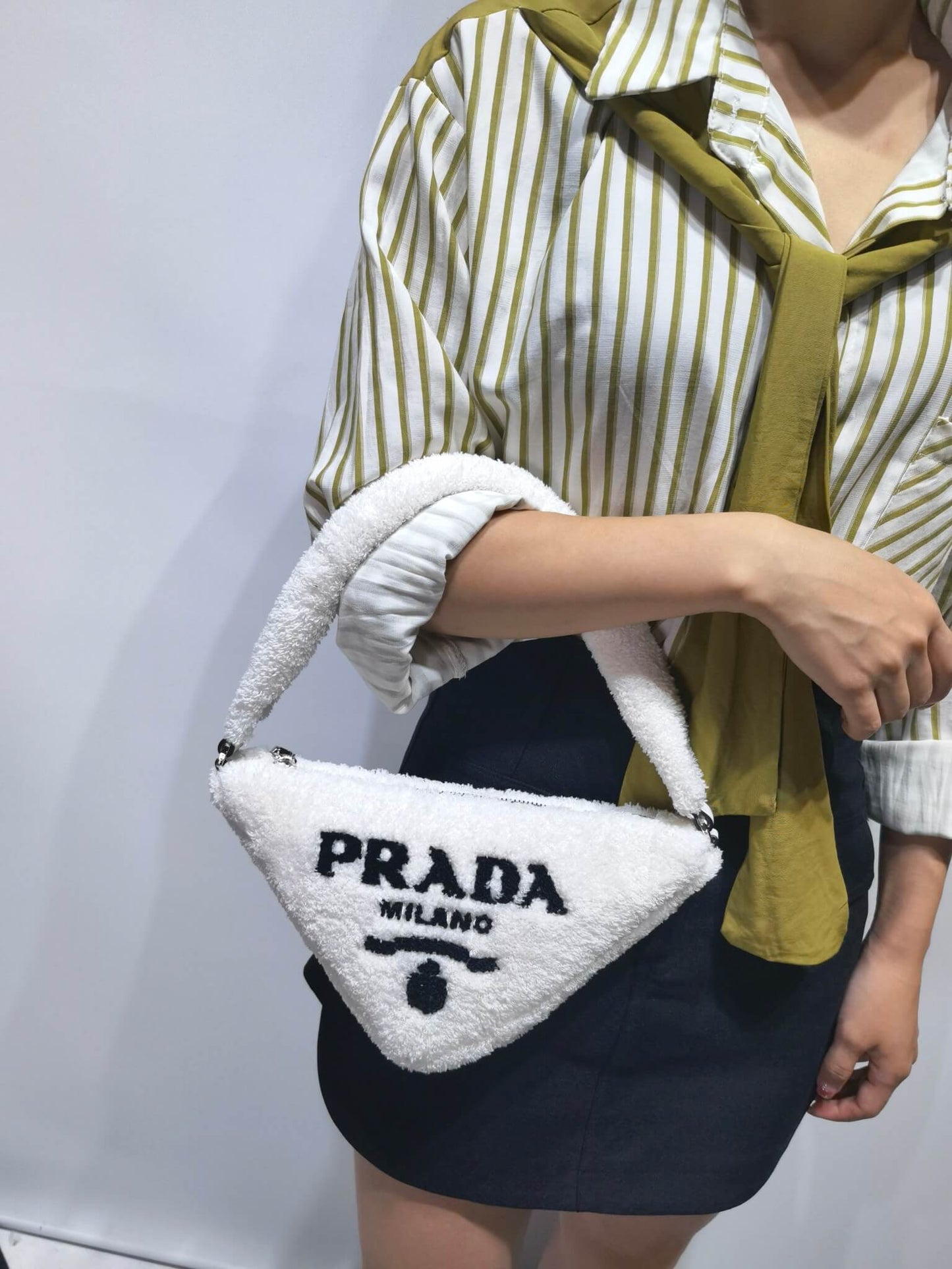 1ne043 white new terry fabric armpit bag subaxillary bag clutch bag