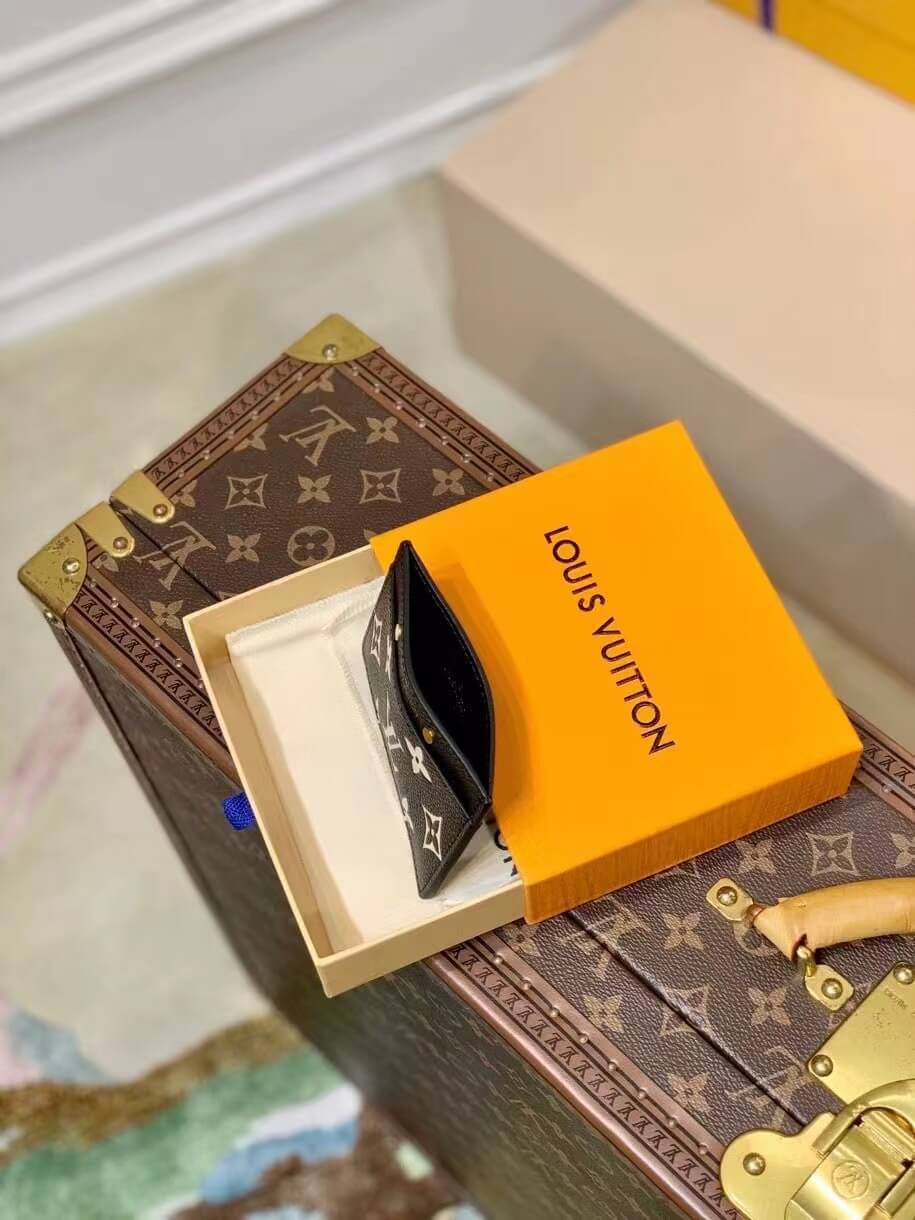 m81022 card holder