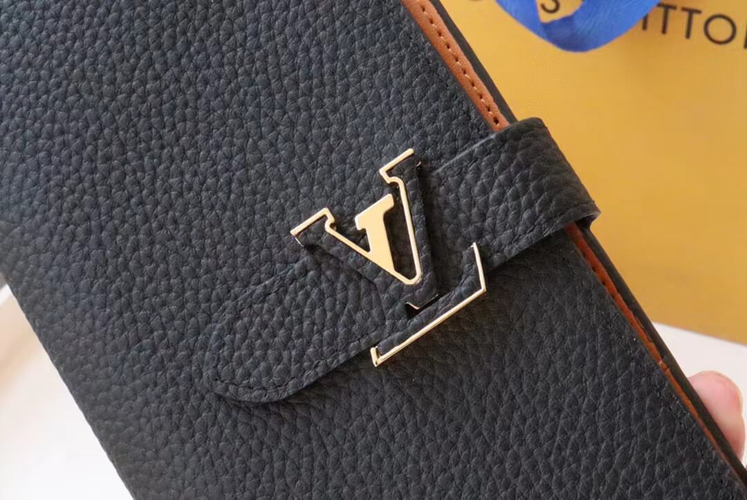 purse blue