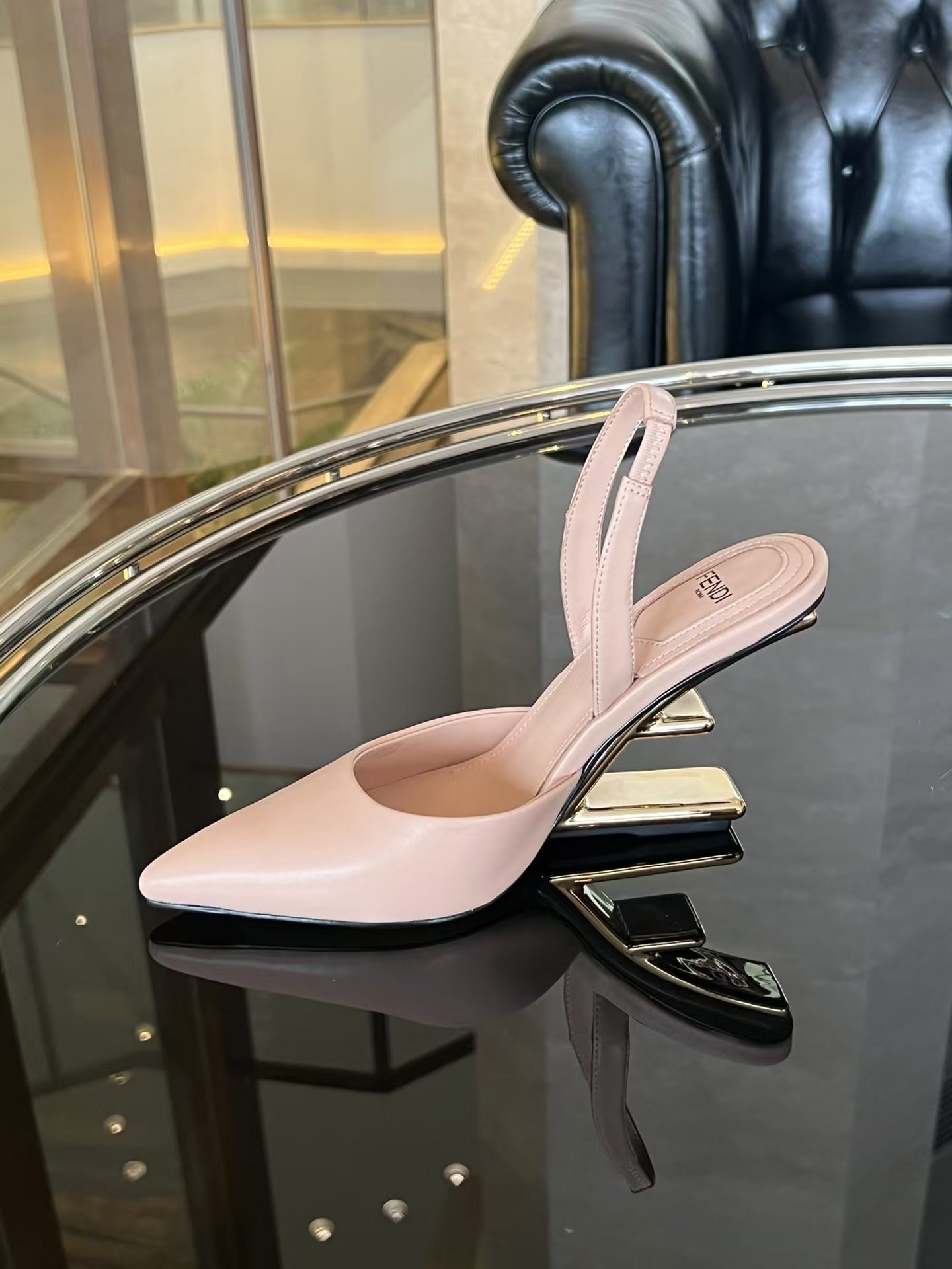 FENDI Classic Sandals XZH2462 PINK