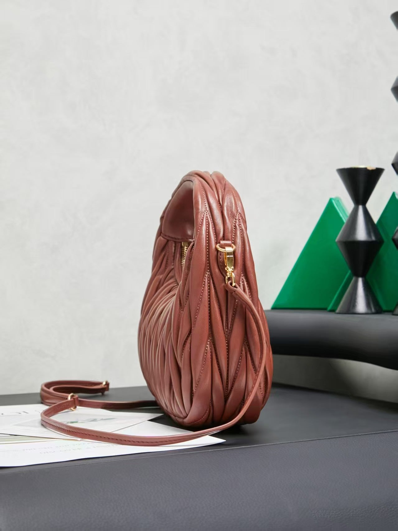 Miu new MiuWander handbag 5BC125 Brown