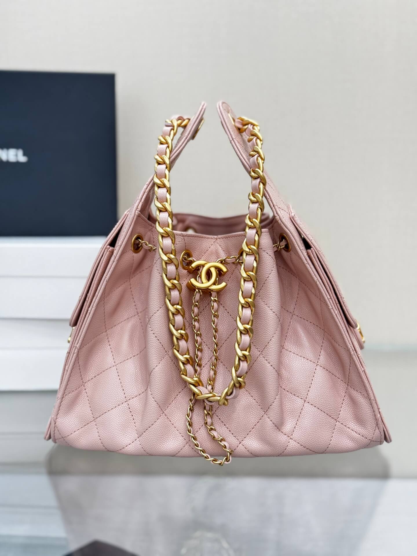 CHA 25 SMALL HANDBAG AS5293 Caviar Calfskin Pink