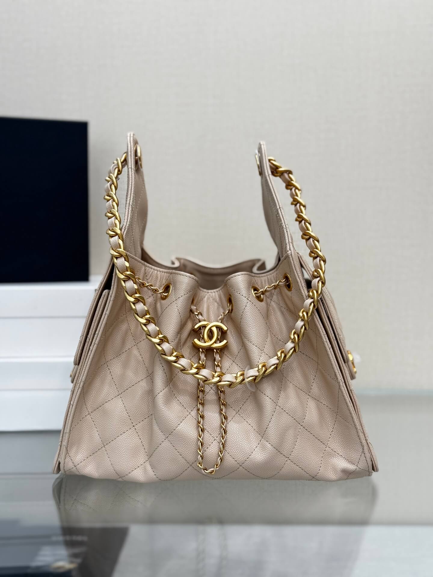 CHA 25 SMALL HANDBAG AS5293 Caviar Calfskin Apricot