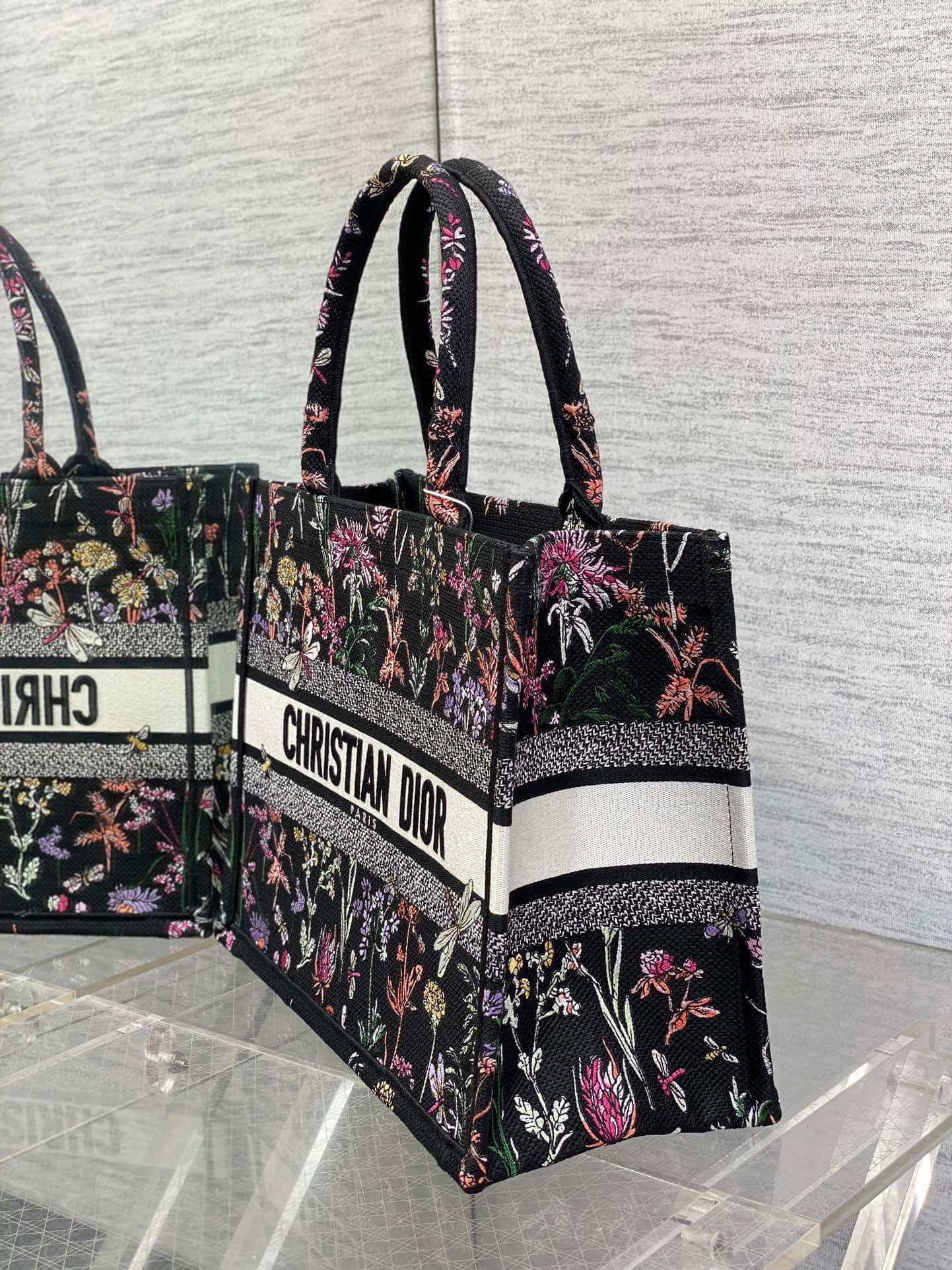 DO 1286 Book Tote Handbag Embroidery 36.5cm 41.5cm Qinglian