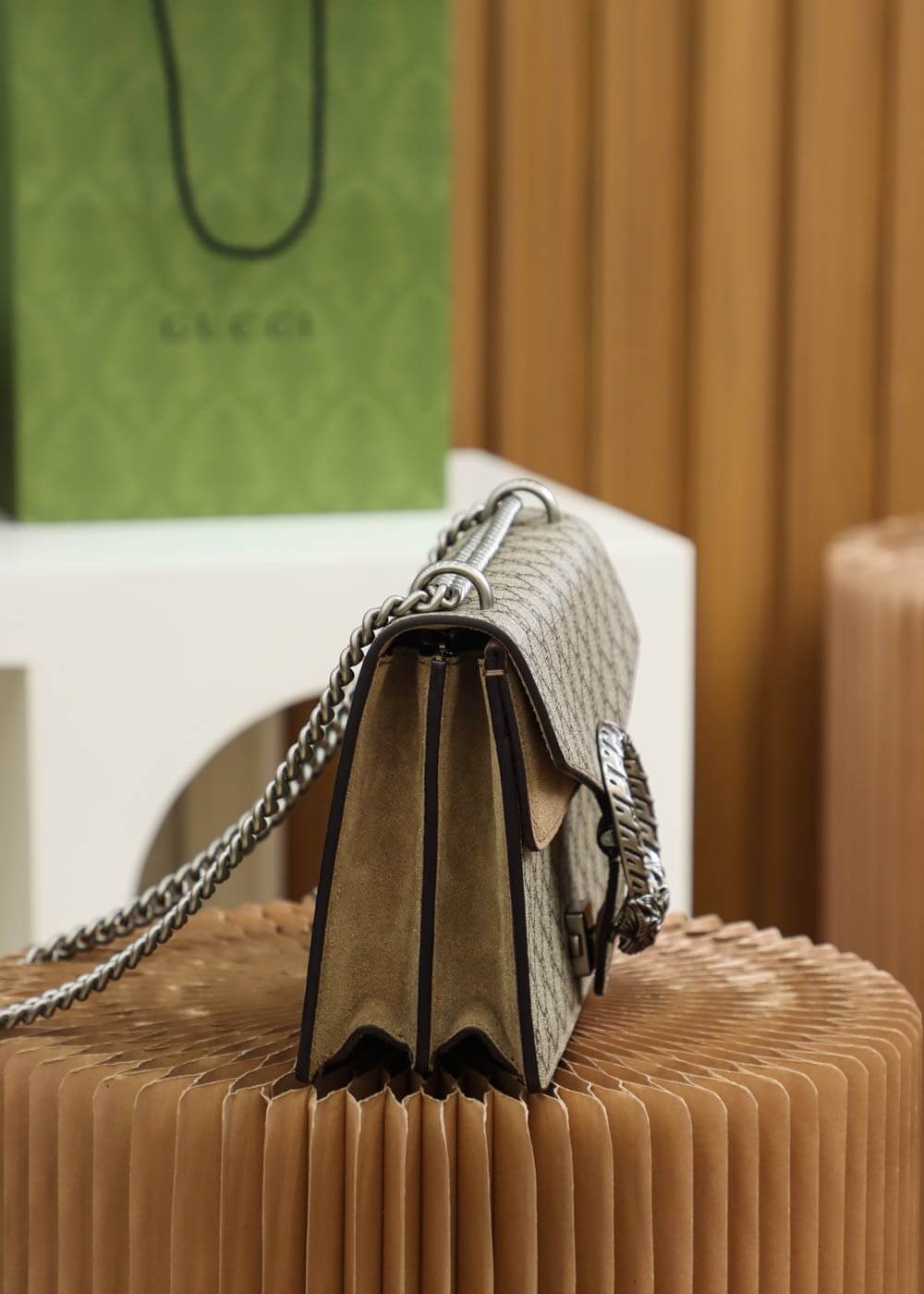 g c476432 shoulder bag leather grey