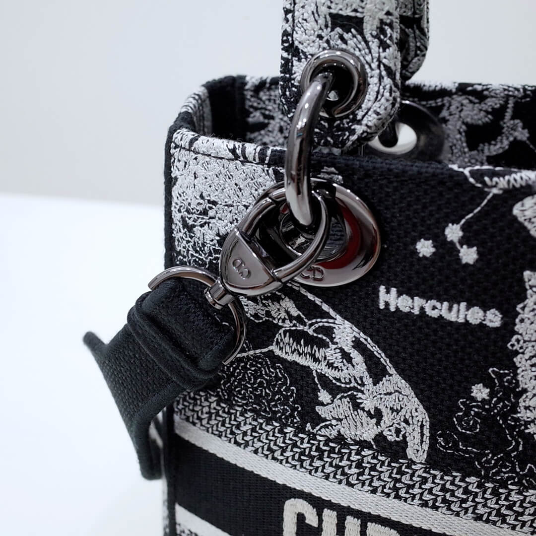 44532 lady d lite reverse handbag cross body bags shoulder bag black and white 24cm