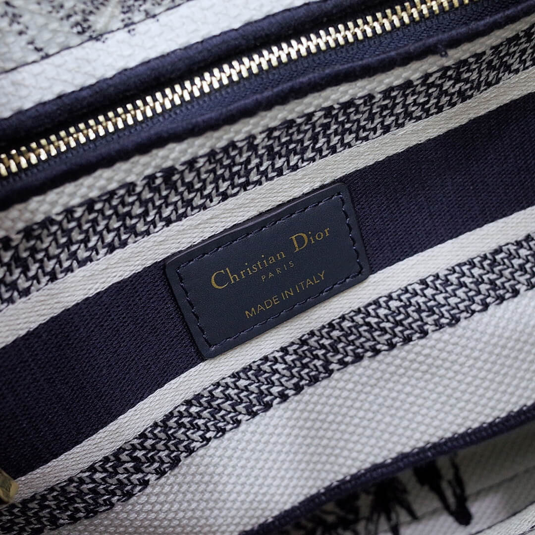 44532 lady d lite reverse handbag cross body bags shoulder bag blue 1 24cm