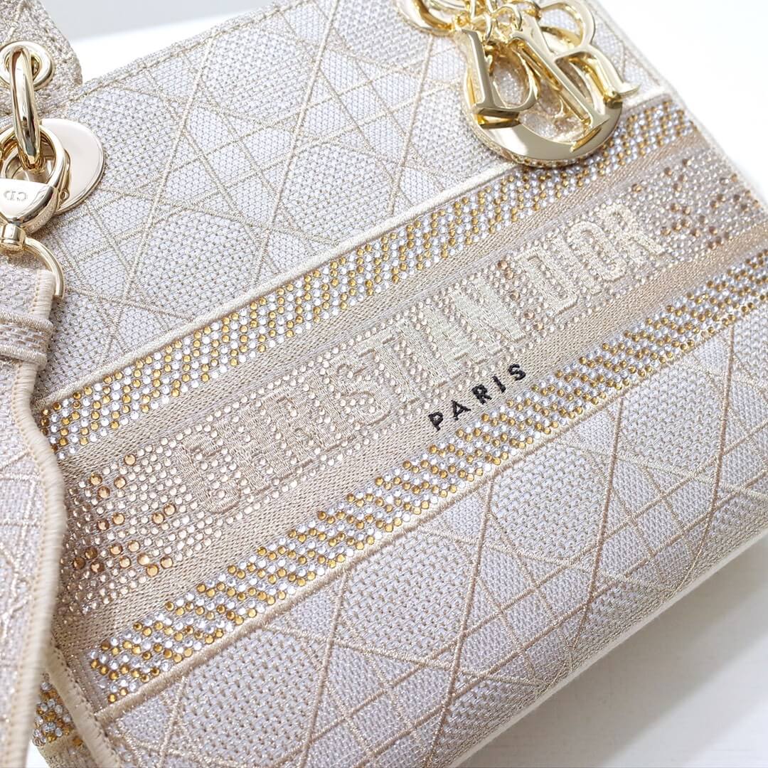 44532 lady d lite reverse handbag cross body bags shoulder bag pearl white 24cm