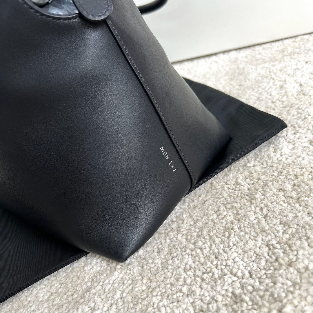 The Row Terrasse Shoulder Bag TR27231 - View 7