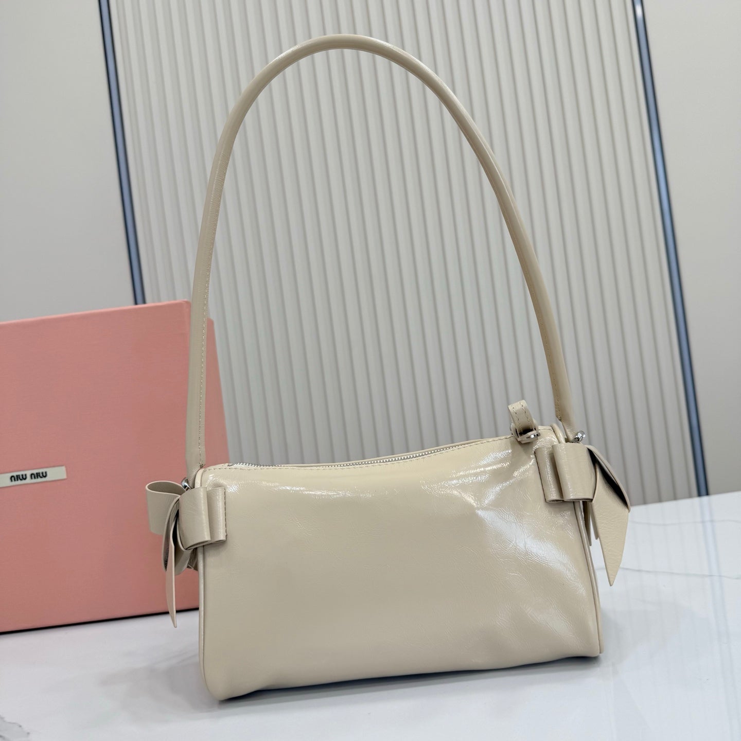 Miu Miu Classic Shoulder Bag Beige Patent Leather 5NE029