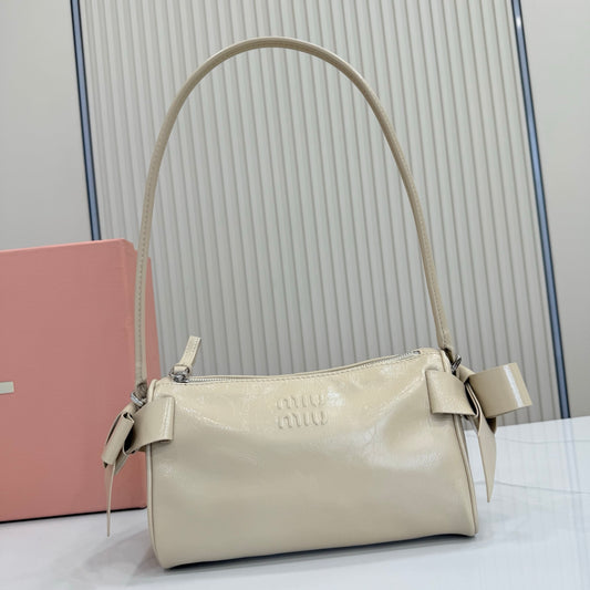 Miu Miu Classic Shoulder Bag Beige Patent Leather 5NE029