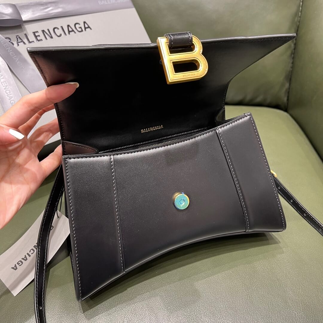 5935461 womens hourglass small handbag box in black shiny box calfskin