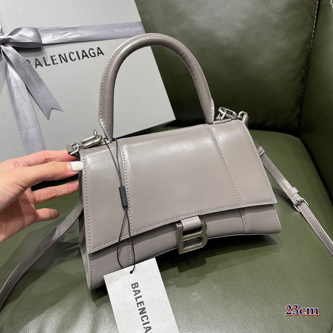 5935461 womens hourglass small handbag box in grey shiny box calfskin