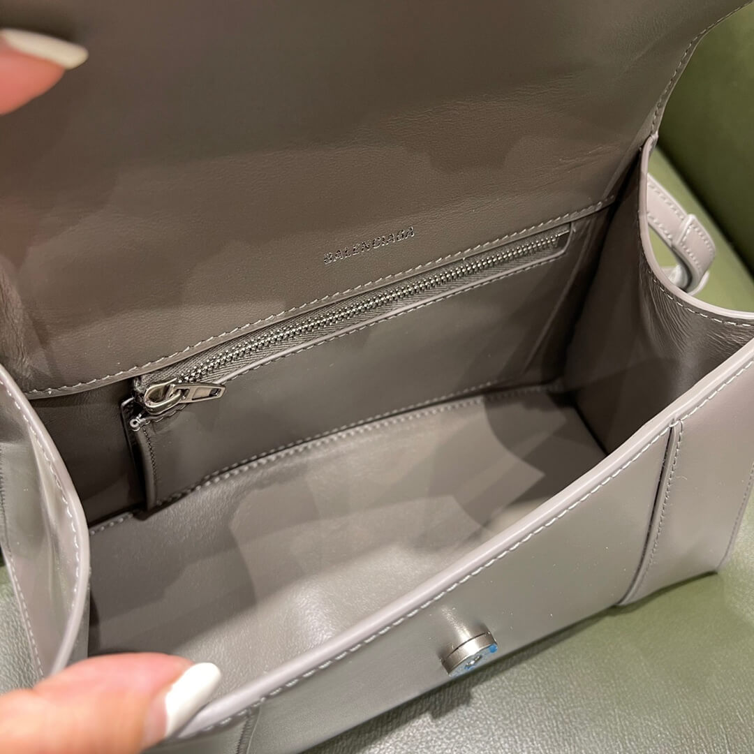 5935461 womens hourglass small handbag box in grey shiny box calfskin