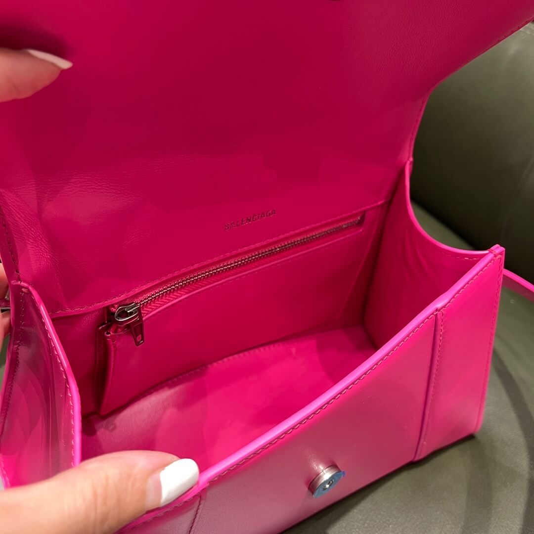 5935461 womens hourglass small handbag box in rose red shiny box calfskin