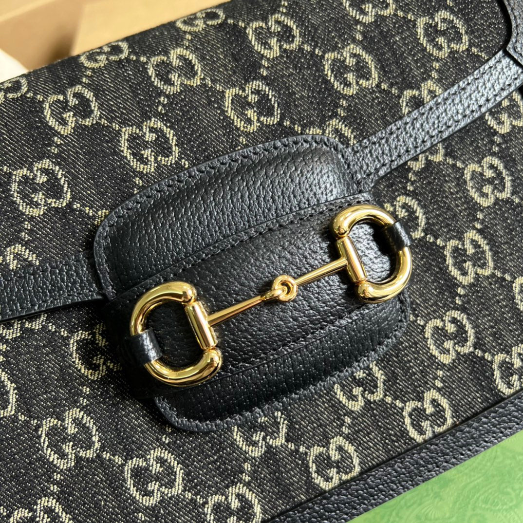 gucci messeenger bag black