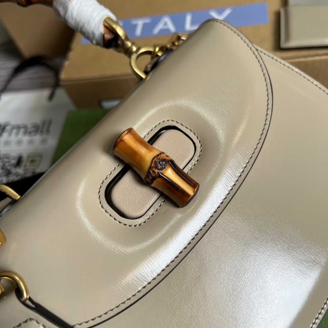 675797 aria 21cm white shoulder bag cross body bags handbag