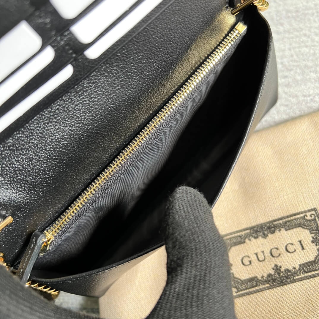 gucci gg 676155 gg wallet with chain