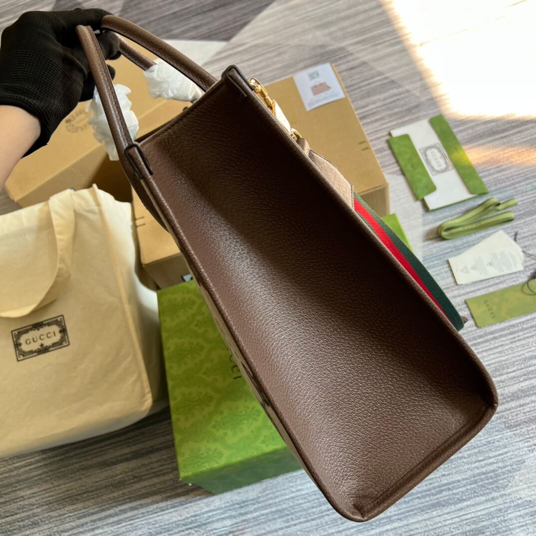 g c499623 shoulder bag leather black