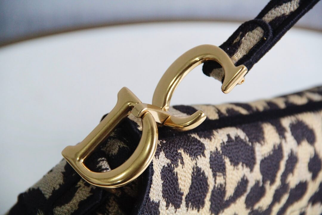 6815 saddle bag 25 5cm embroidery dirty white