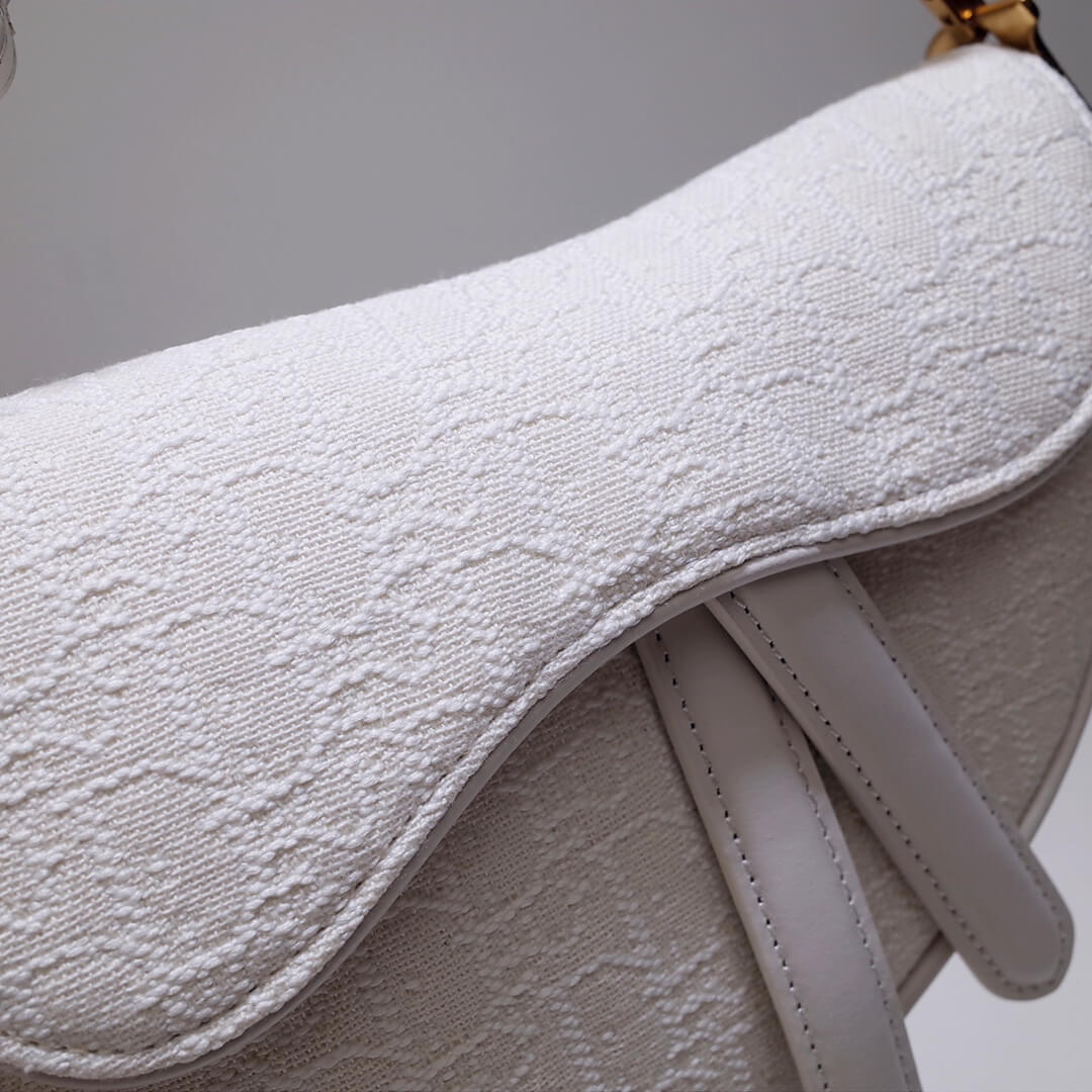 6815 saddle bag 25 5cm embroidery white