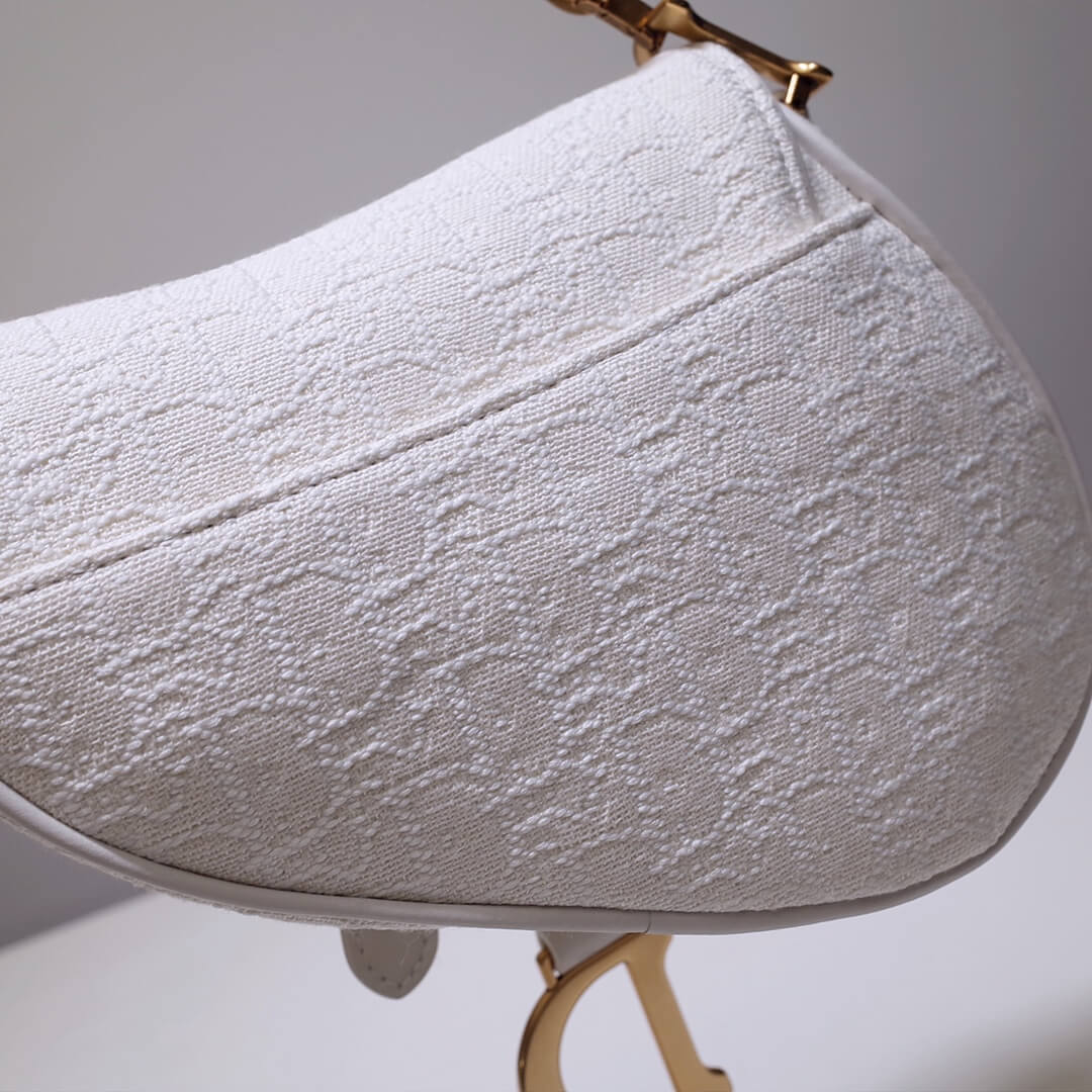 6815 saddle bag 25 5cm embroidery white