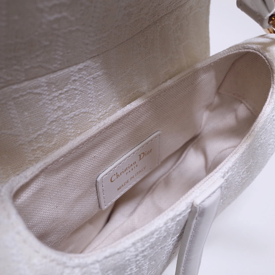 6815 saddle bag 25 5cm embroidery white
