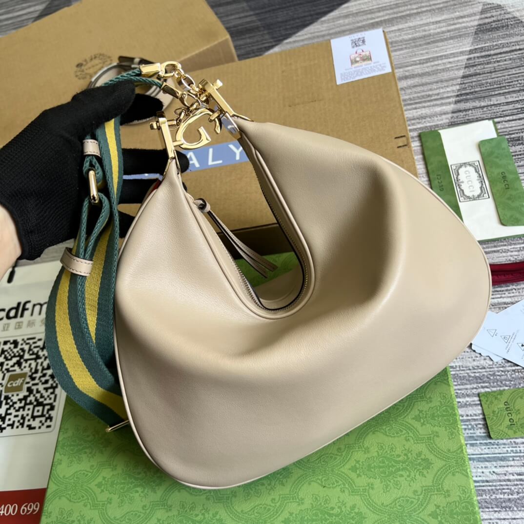 702823 attache gm milk white 35cm shoulder bag cross body bags