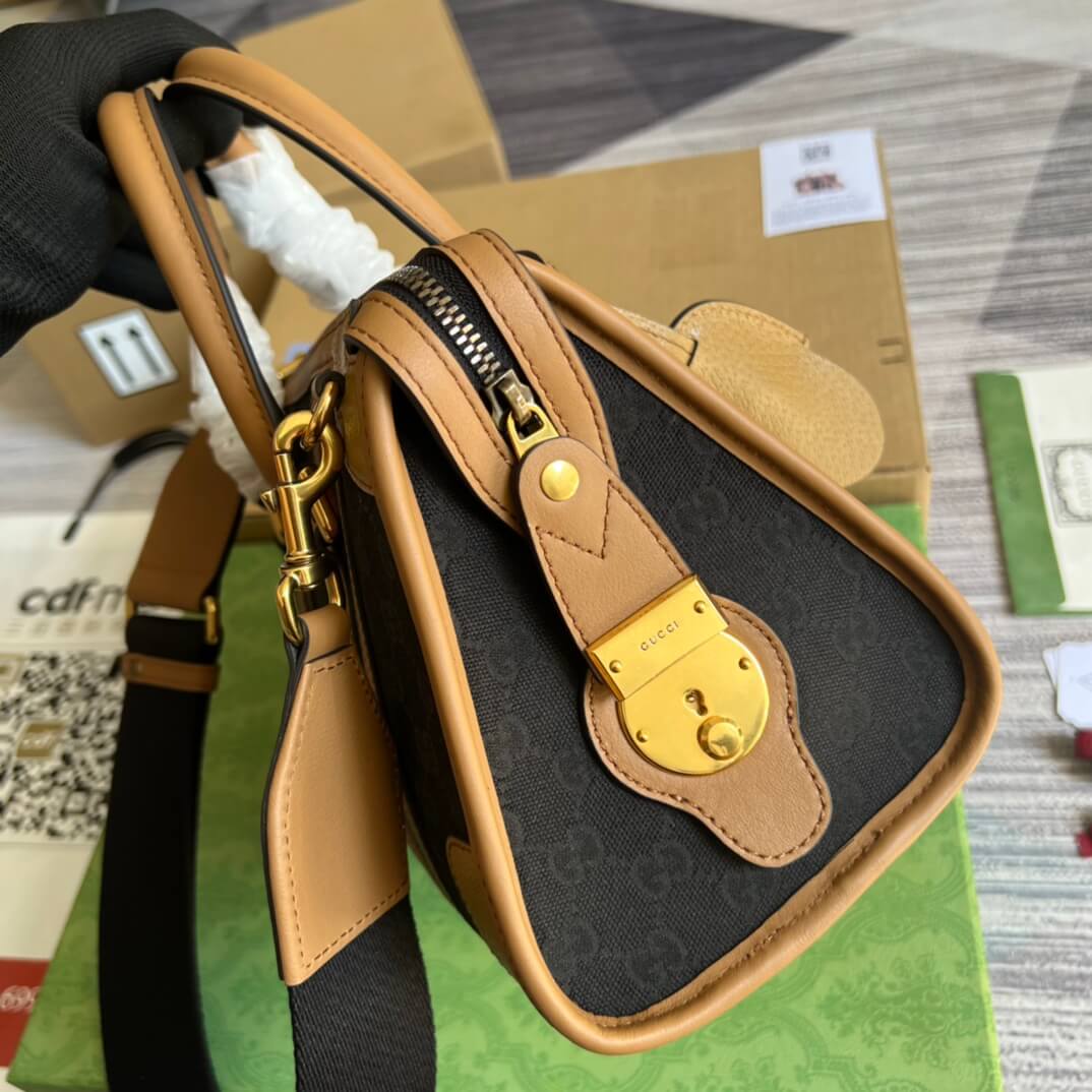 715772 exquisite gucci pm brown 27cm