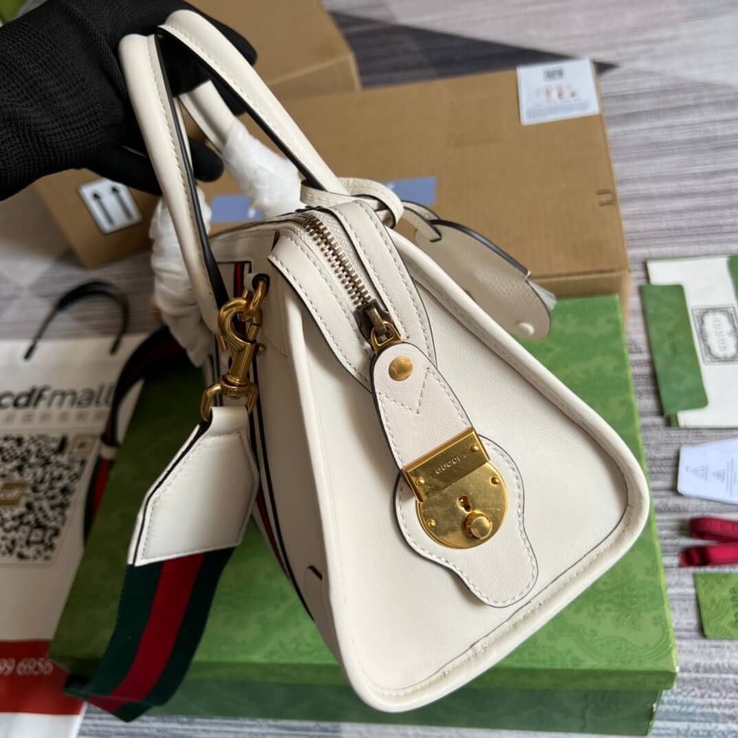 715772 exquisite gucci pm white 27cm