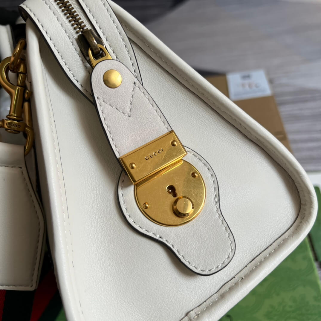 715772 exquisite gucci pm white 27cm