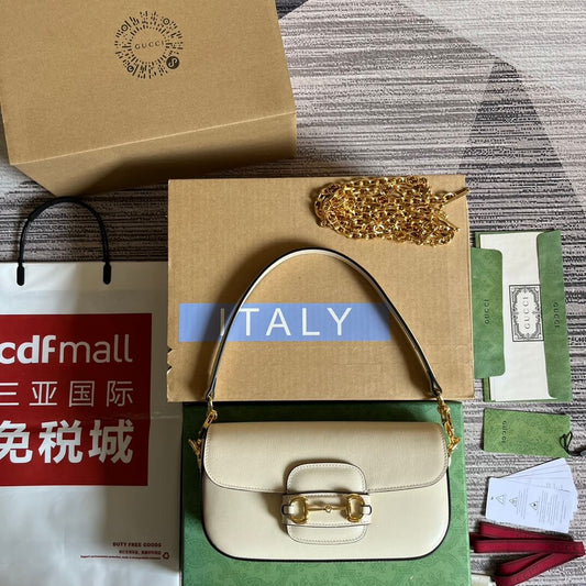 735178 horsebit 1955 shoulder bag 24cm white