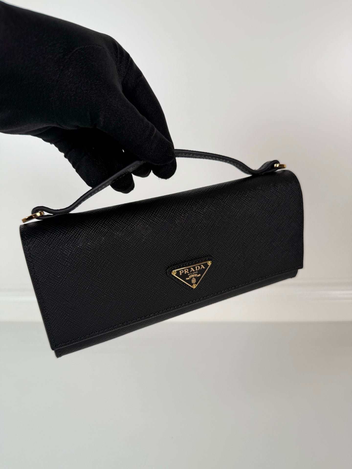 Prada 1MT042 Wallet Black - View 5