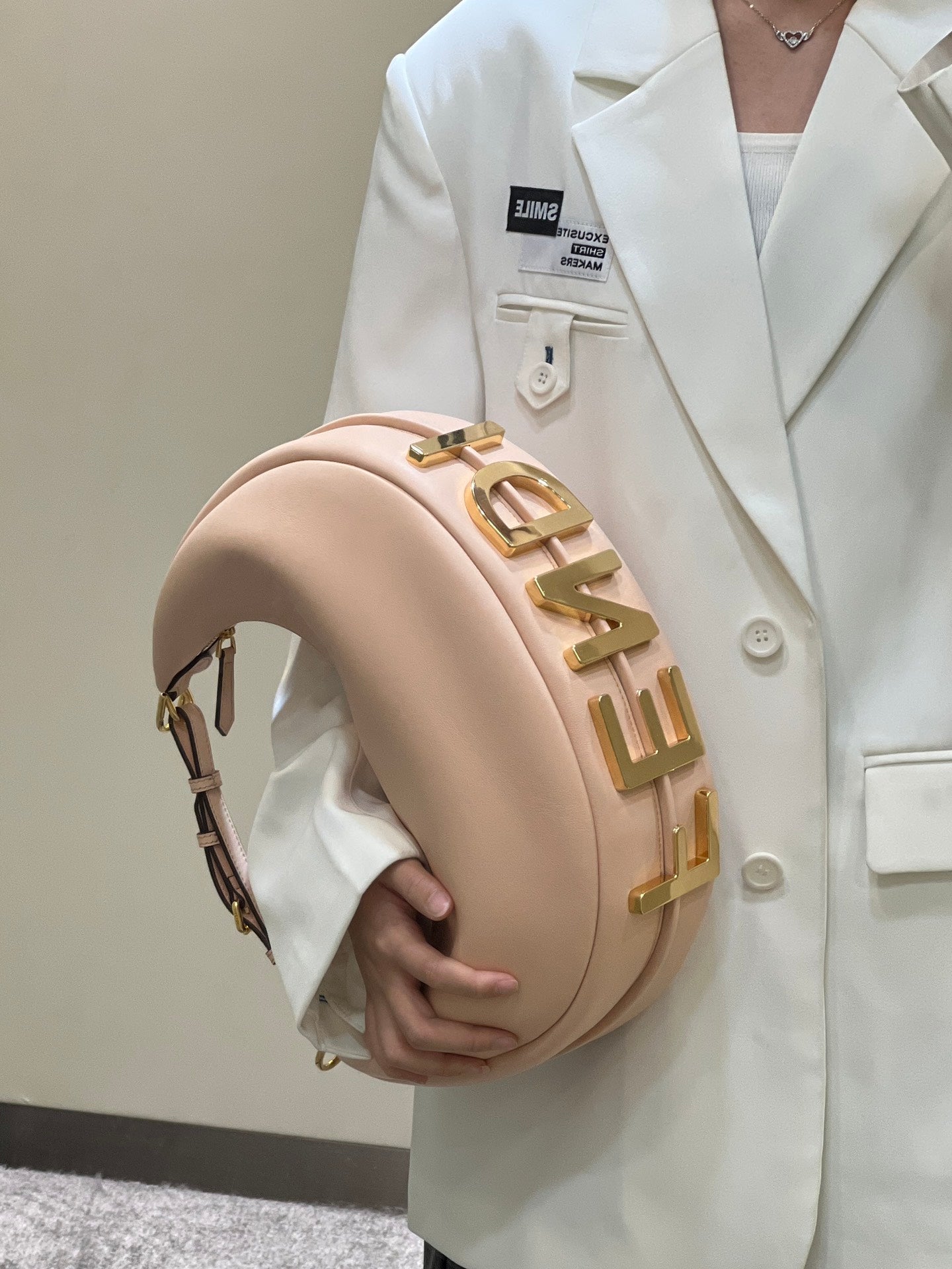 80056 fd fendigraphy small pale pink leather bag