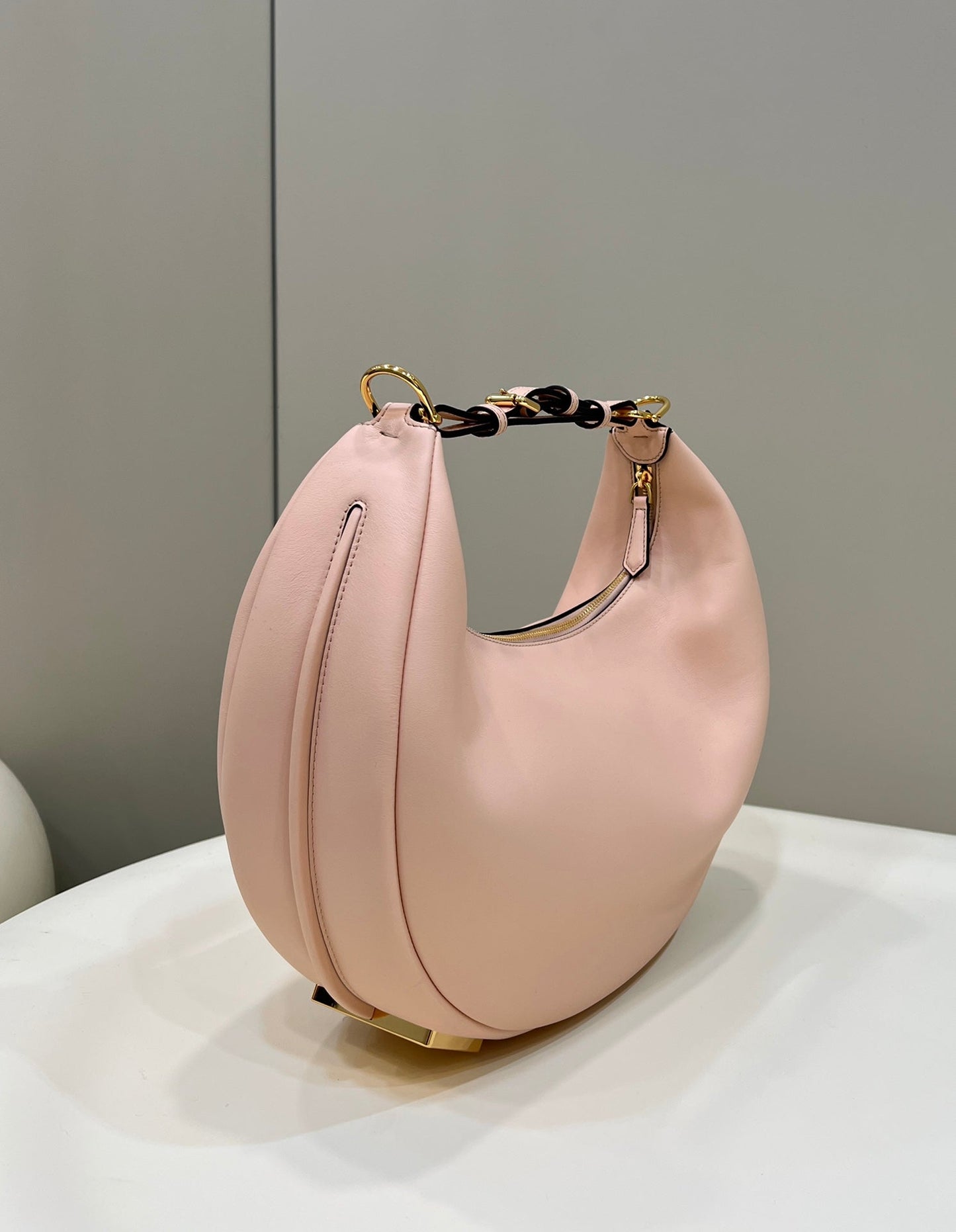 80056 fd fendigraphy small pale pink leather bag