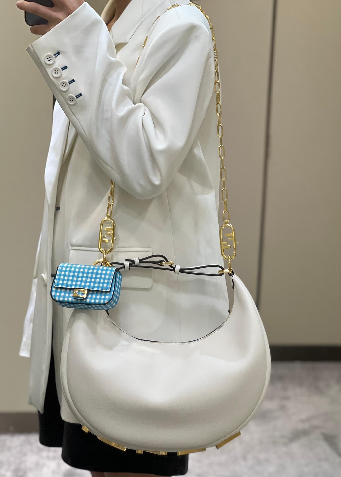 80056 fd ndigraphy small white leather bag