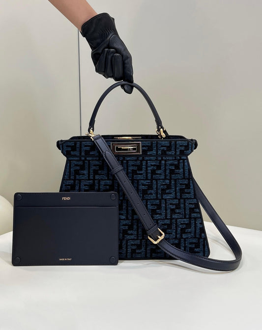 80106l peekaboo 33 5cm blue