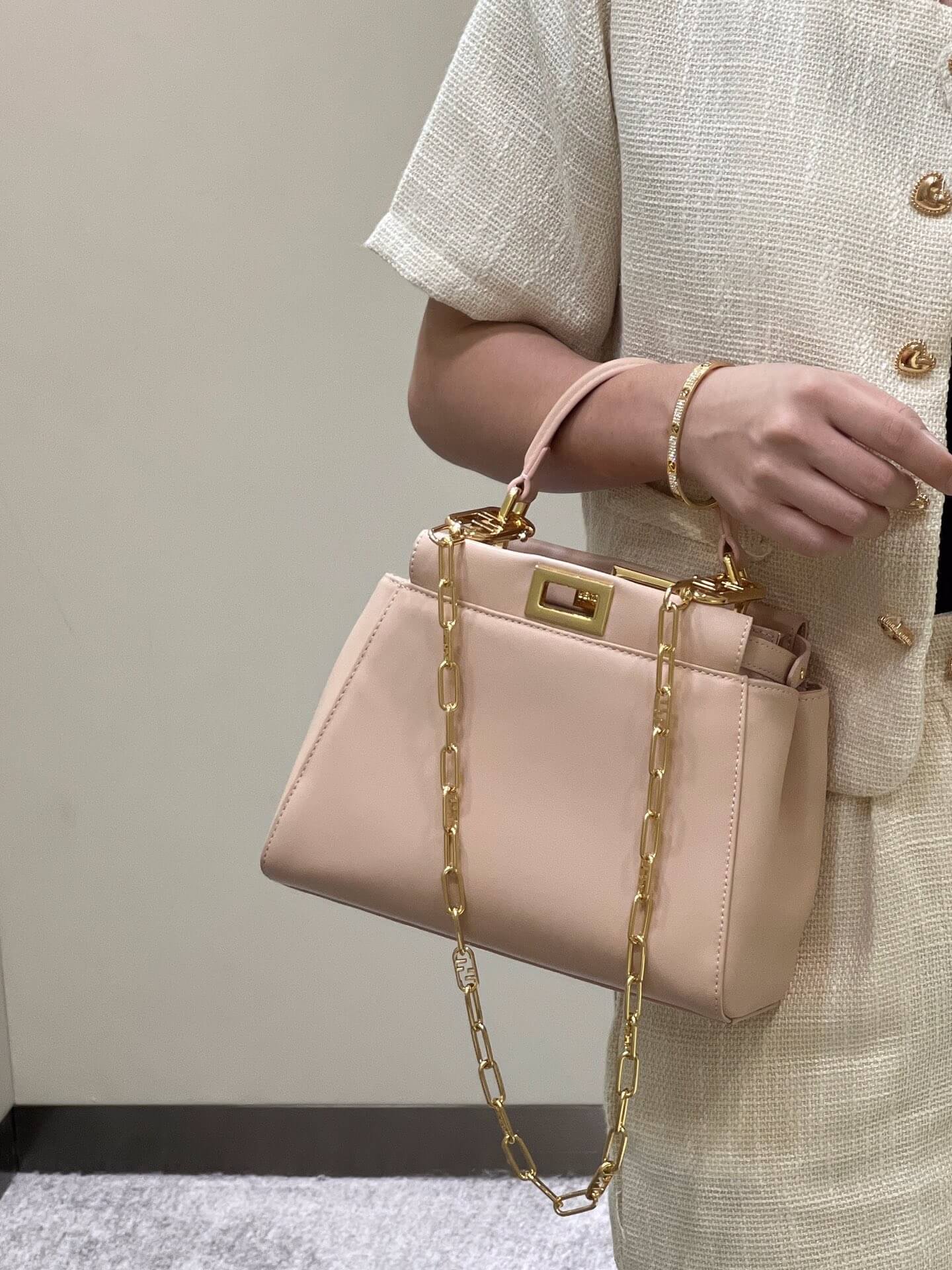 8315 ff peekaboo mini pink leather bag 23cm